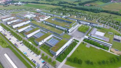 Ansicht eines Gebäudes des Robert Bosch GmbH in Abstatt