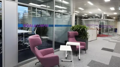 Büro Flur mit Sesseln