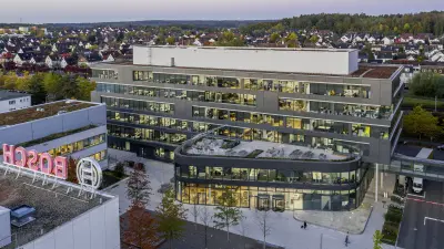 Blick von oben auf Gebäude
