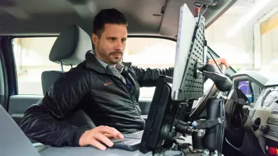Über Dino Harrer