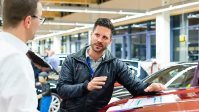 Bosch Mitarbeiter Dino Harrer