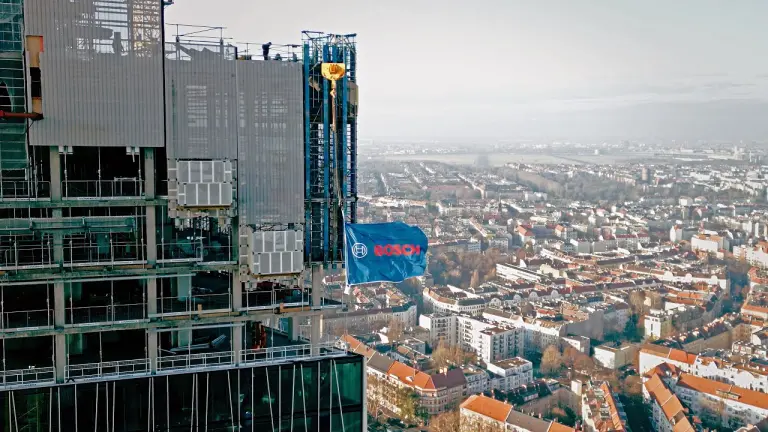 Der Rohbau des Estrel Towers in Berlin.